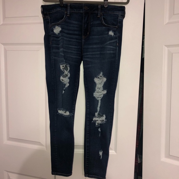 American Eagle hell yeah ripped jeans - Picture 6 of 7